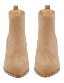 Nine West Applez Boots In Tan 6 Nine West Applez Boots In Tan -Nine West 901215730 3 1 720x928