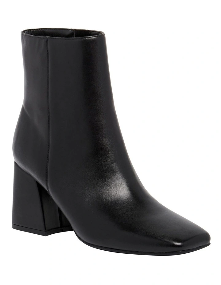 Nine West Griffa Black Boots 2 Nine West Griffa Black Boots - Image 2