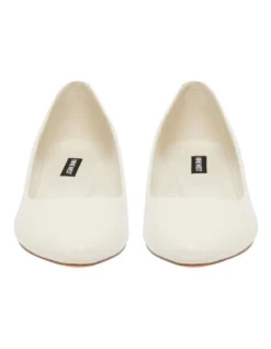 Nine West Speakup Flats In Ivory -Nine West 937040410 3 720x928