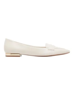 Nine West Lallin Loafer In Cream