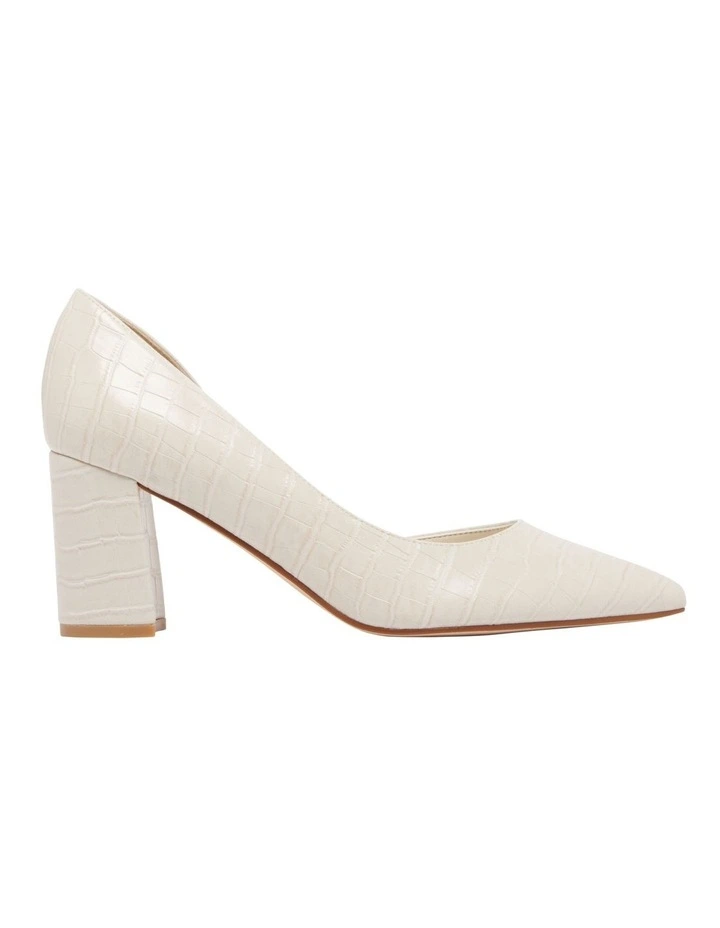 Nine West Cacina Pump In Cream 1 Nine West Cacina Pump In Cream